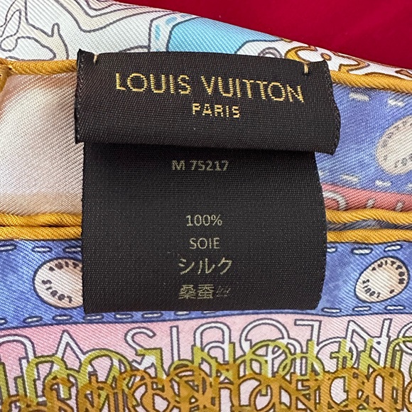 Louis Vuitton Multicolor Monogram World Map Print Silk Square Scarf new with box - Picture 7 of 10